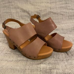 Korks high heel sandle